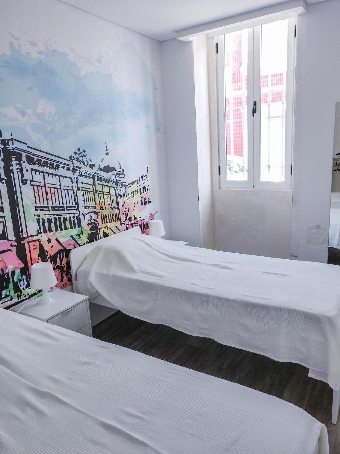 Olopo Hostel Porto Bagian luar foto