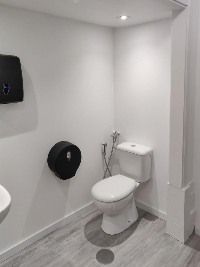 Olopo Hostel Porto Bagian luar foto